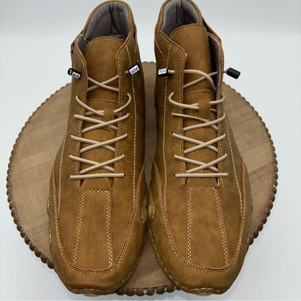 Salkin Men’s Barefoot Ankle Boots NWOB Tan/Cream